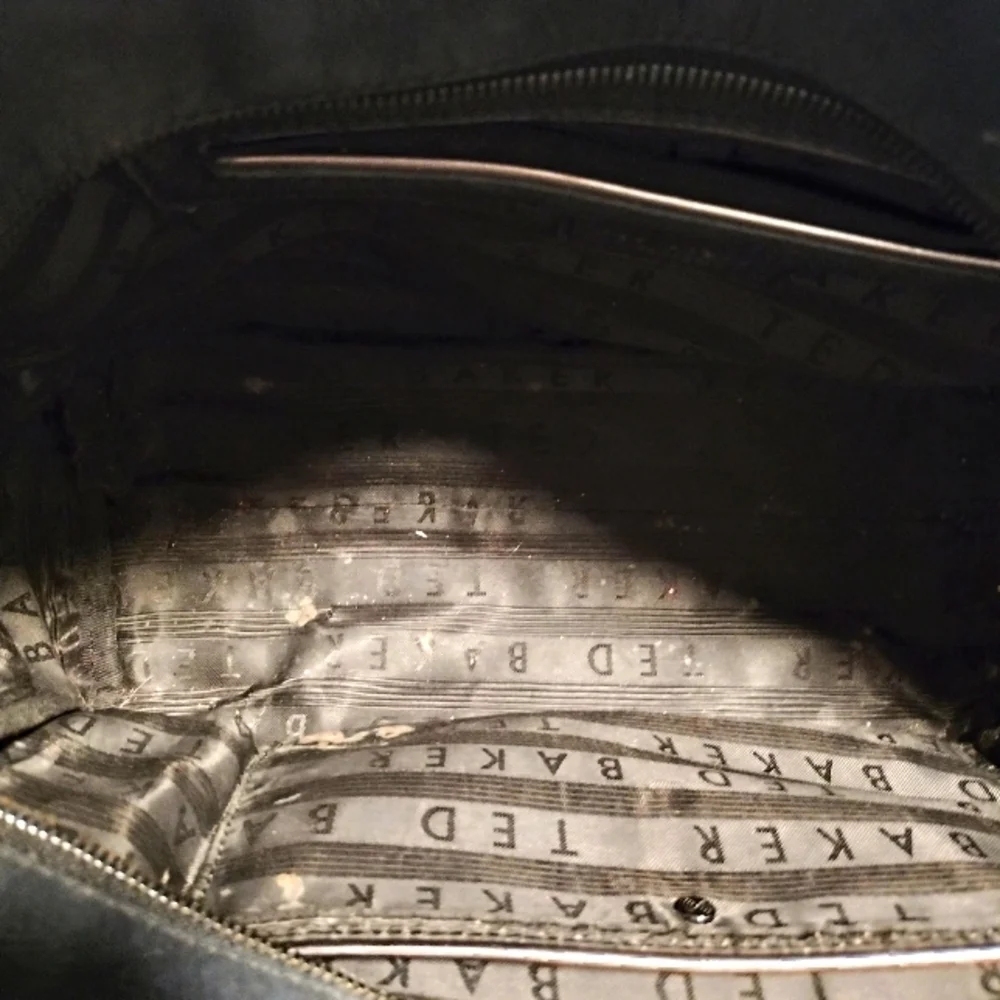 Ted Baker Hanaee Double Zipper  Black Leather Handbag